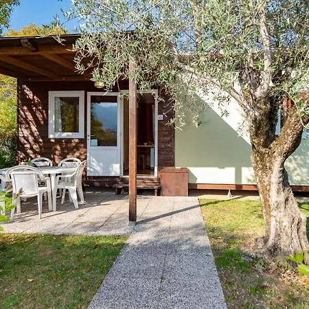 Camping Brione Campingplatz *