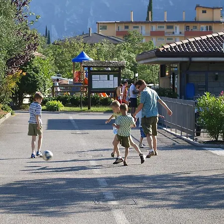 Camping Brione Campingplatz *